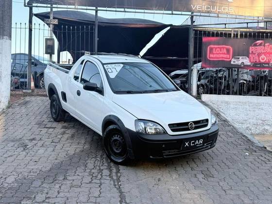 CHEVROLET MONTANA 1.8 MPFI CONQUEST CS 8V FLEX 2P MANUAL CHEVROLET MONTANA 1.8 MPFI CONQUEST CS 8V FLEX 2P MANUAL